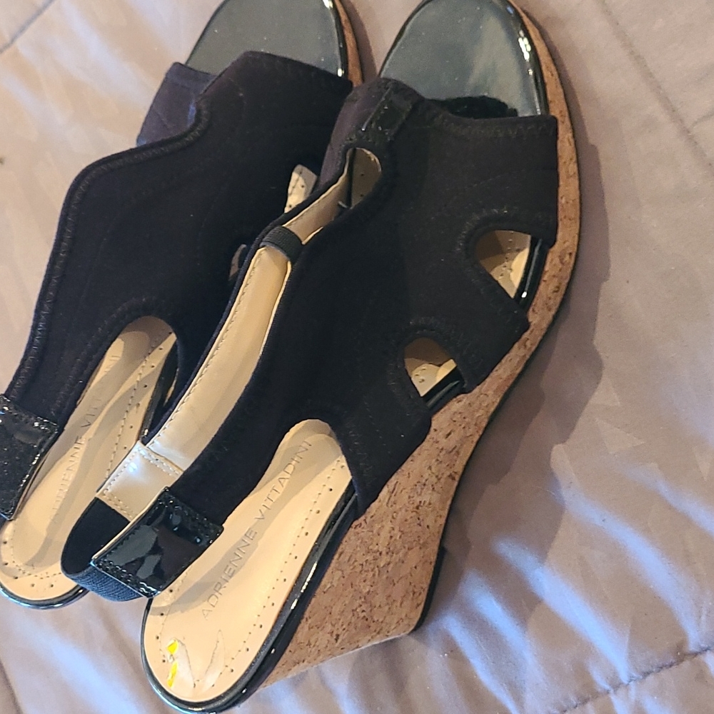 Adrienne Vittadini heel